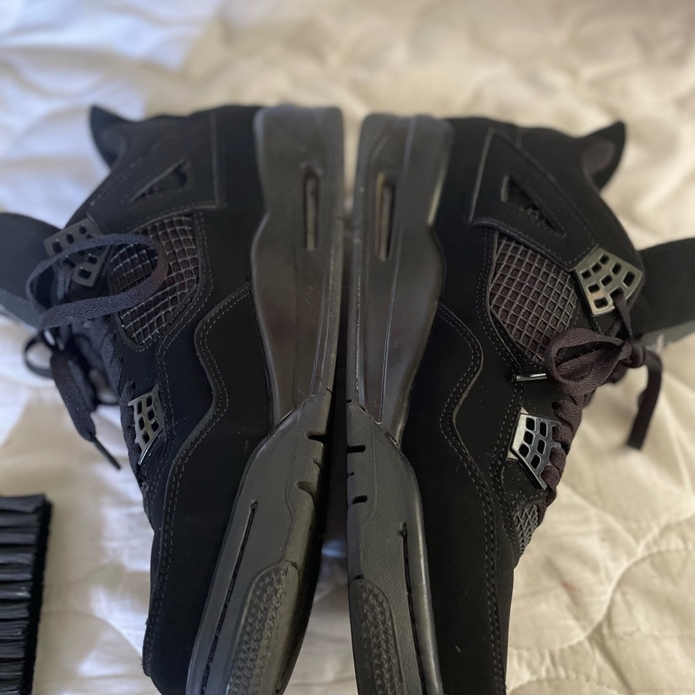 Jordan IV “Black Cat” (2020)